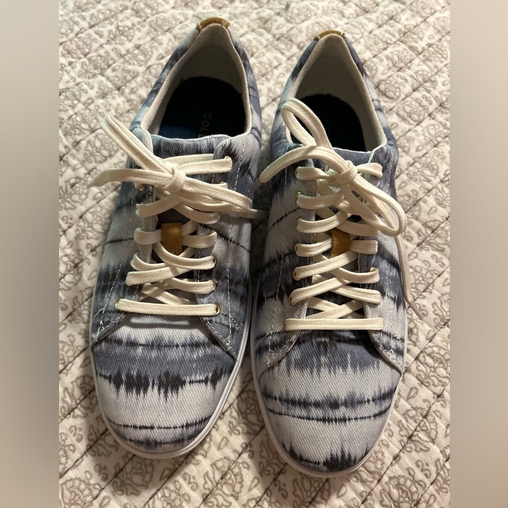 New Cole Hann Women size 8 1/2, Blue tie-died Zero Grand tennis shoes- no box